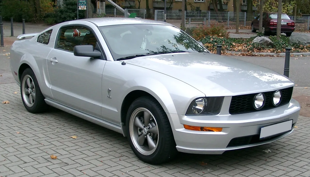 Mustang S197 reference photograph